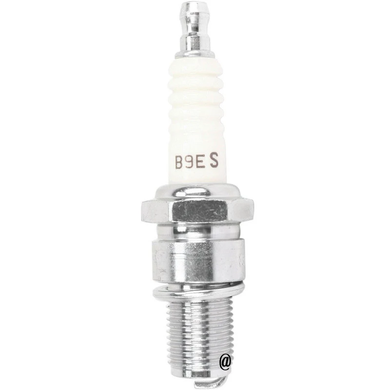 2 шт. Свеча зажигания B9ES для 2611 41xl W3CC N2C N3C IW27 W27ES-U 1150L L42W BR9EIX P2/P3/P4/3 NSR250/TZR250 |