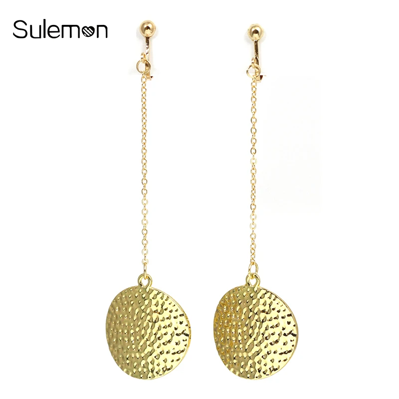 

Minimalism Metal Earrings No Hole Ear Clips Unique Round Metal Sequins Clip Earrings Non Piercing Women Long Earring CE180
