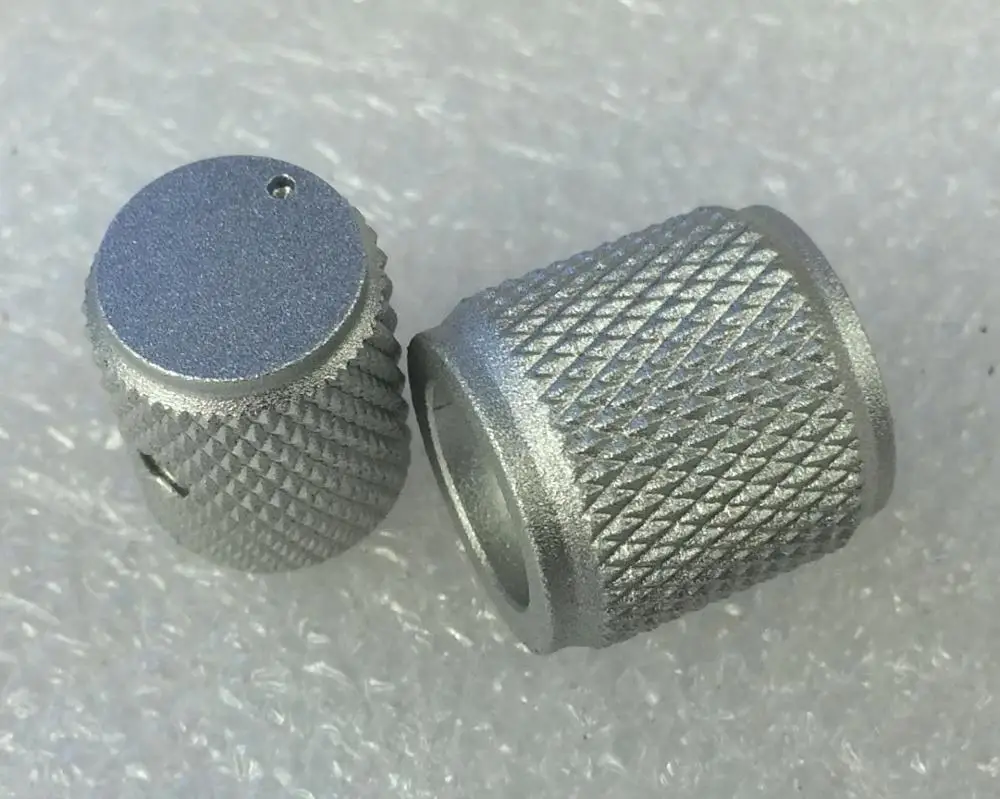 

5pcs 15MM*15MM Aluminum Knurled potentiometer knob (black or silver) L163-23