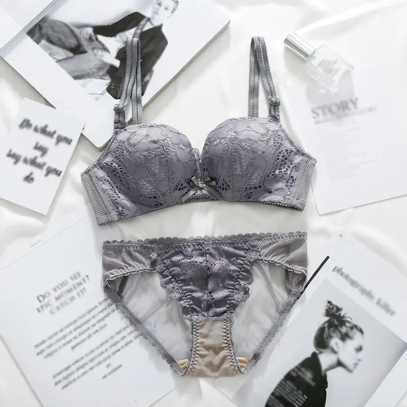 

EFINNY Women Sexy Lingerie Bra Set Fashion Lace Underwear Thick 3/4 Cup No Trace No Steel Ring Gathering Bra Set
