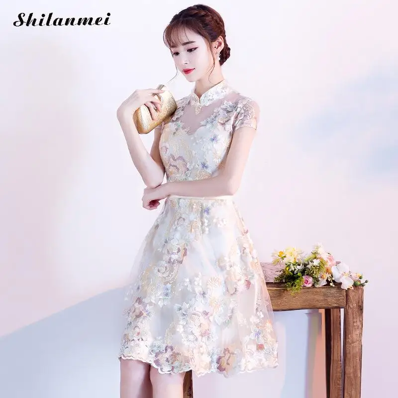 

Women Embroidered Dress 2019 Fashion Elegant Vintage Flower Evening Party Short Dresses Princess High Waist Beige Robe Femme