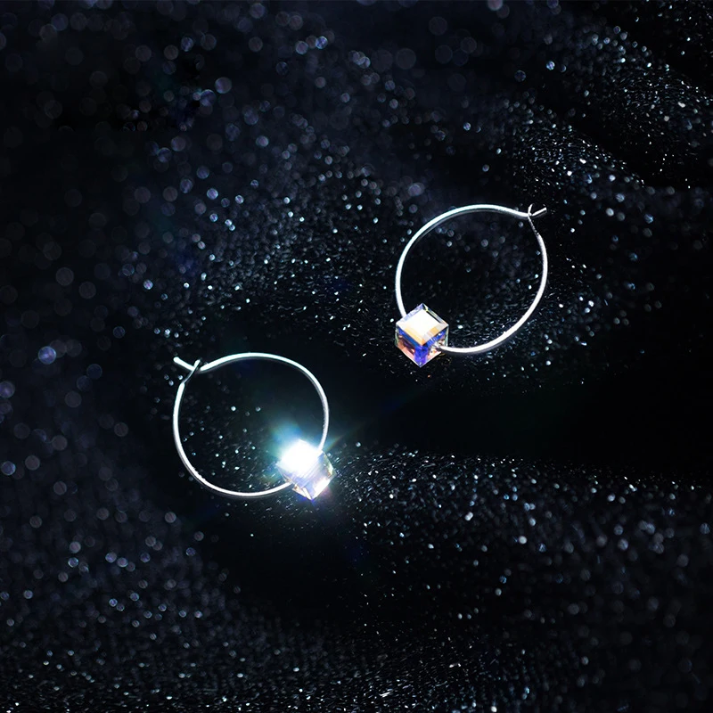 

Unique Small Hoop Huggie Earrings for Women 925 Sterling Silver Earing Multicolor Cube CZ Fine Jewelry (SE428)