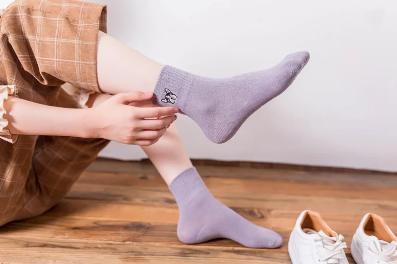 Новые однотонные носки женские тонкие носки с вышивкой бульдога из чистого хлопка японские удобные носки женские