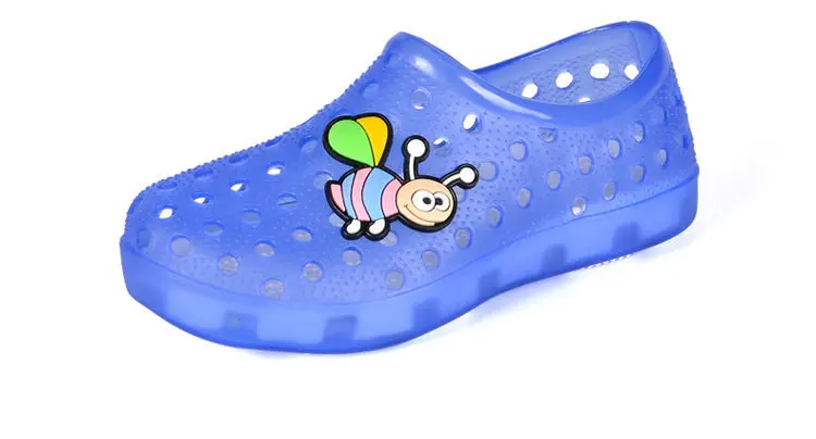 Летние пляжные сандалии для мальчиков и девочек мягкие детские светящиеся туфли детские Нескользящие сандалии