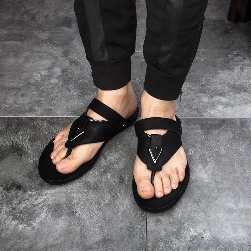 男性フリップは夏のホット新しい到着18屋外ビーチメンズスリッパサンダル安いホット メンズサンダル Aliexpress