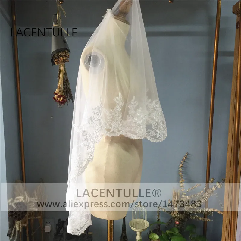 

Shoulder Length Short Wedding Bridal Veil with Blushier Plus Comb