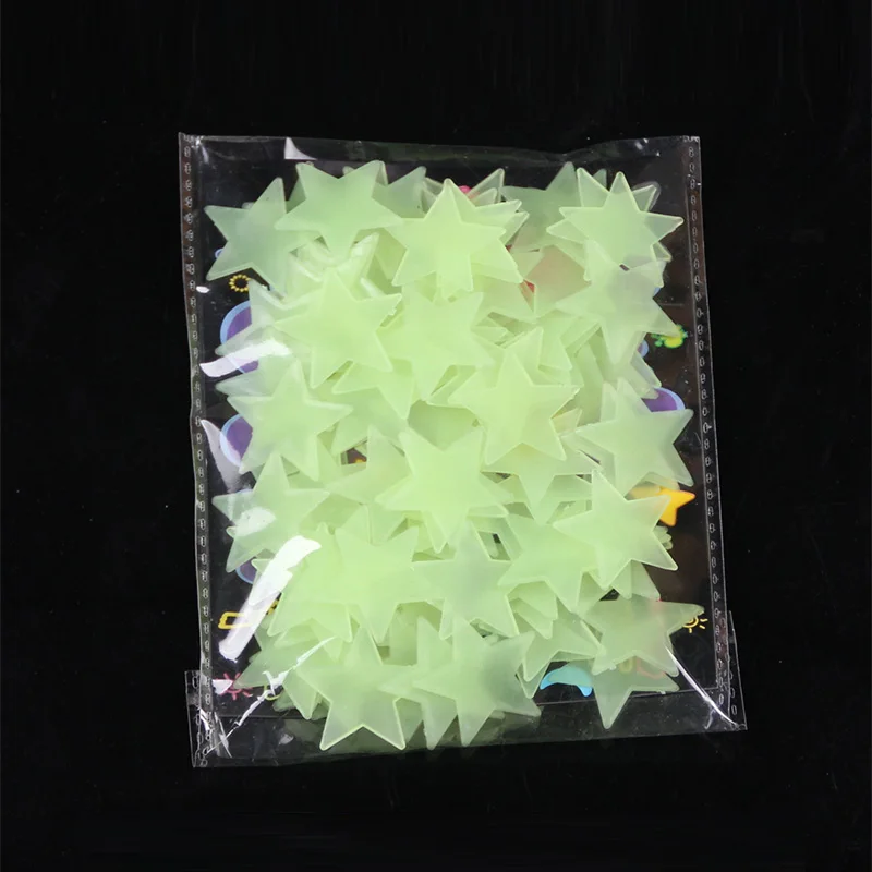 100pcs/bag 3cm Glow in the Dark Toys Luminous Star Stickers Bedroom Sofa Fluorescent Painting Toy PVC Stickers for Kids Room 100pcs/bag 3cm Glow in the Dark Toys Luminous Star Stickers Bedroom Sofa Fluorescent Painting Toy PVC Stickers for Kids Room