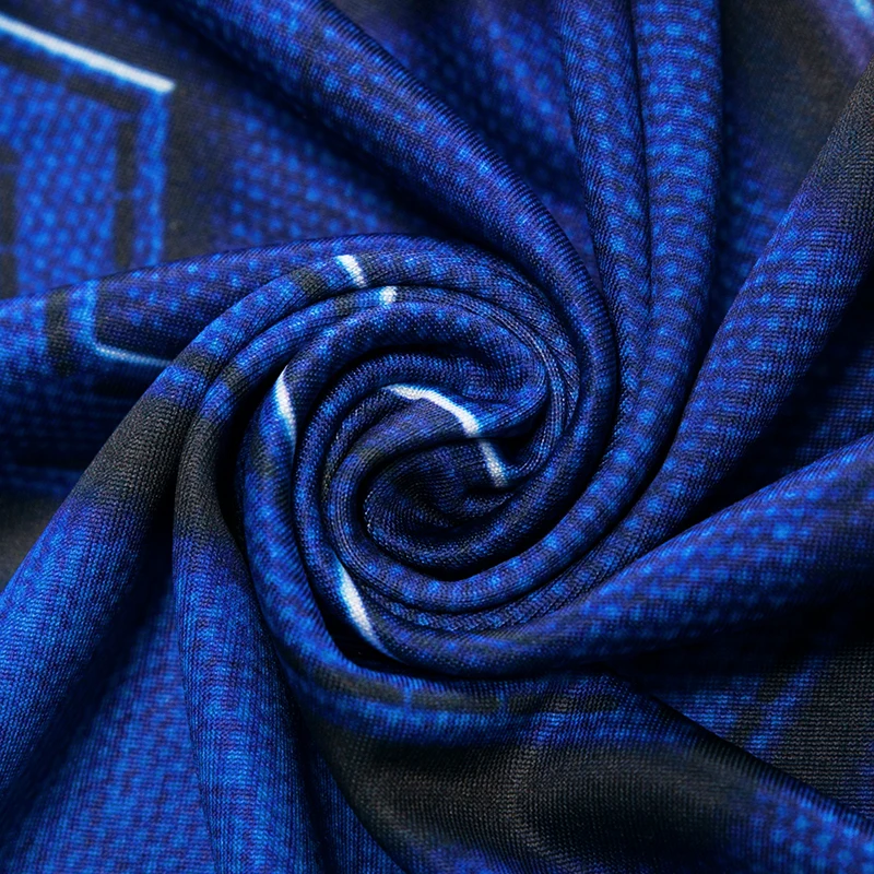 7 (9)