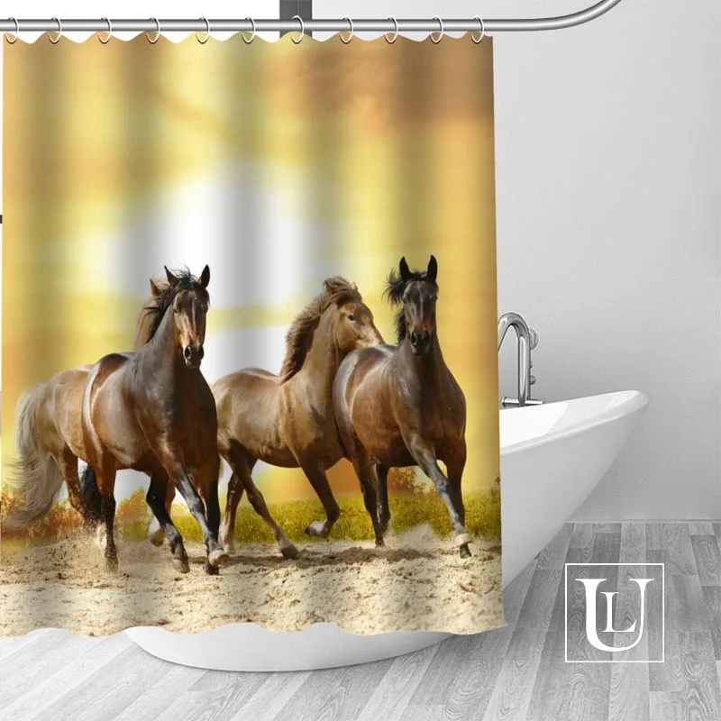High Quality Custom Horse Shower Curtain Polyester Fabric Bathroom Curtain Hooks Mildew