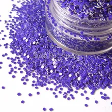 Устойчивы к воздействию растворителей блеск