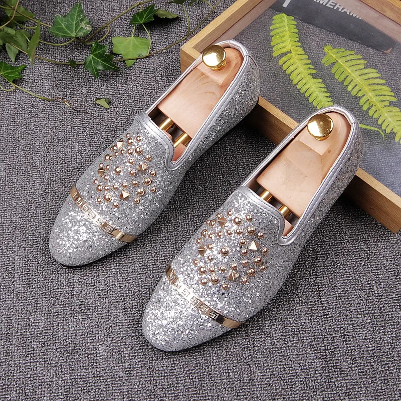 

Fashion Forward Men Loafer Rivet sequins slip on comfortable Flats Leather Shoes Man Dress wedding Homecoming Prom Shoes 38-43