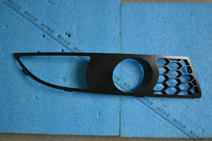 

FRONT FOG LAMP GRILLE FOR CHERY A3 M11-2803517 M11-2803518