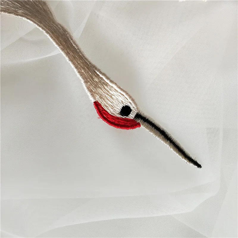 Crane-lace-applique-patches-DIY-accessories-dress-red-crowned-crane-patch-clothing-costumes-national-wind-decorations (3)