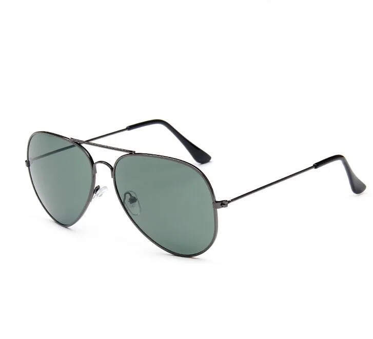 gun black dark green