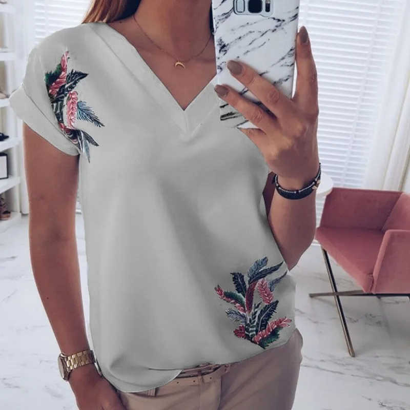 2019 Summer Leaves Print Women T Shirt Loose Casual Short Sleeve Tops Tee V Neck Female Tops Camisetas Mujer Plus Size 2019 Summer Leaves Print Women T Shirt Loose Casual Short Sleeve Tops Tee V Neck Female Tops Camisetas Mujer Plus Size