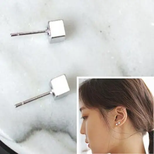 

ED 0615 Descendants of the Sun Song Hye Kyo with the square earrings cube geometry Square temperament Japan and South Korea simp