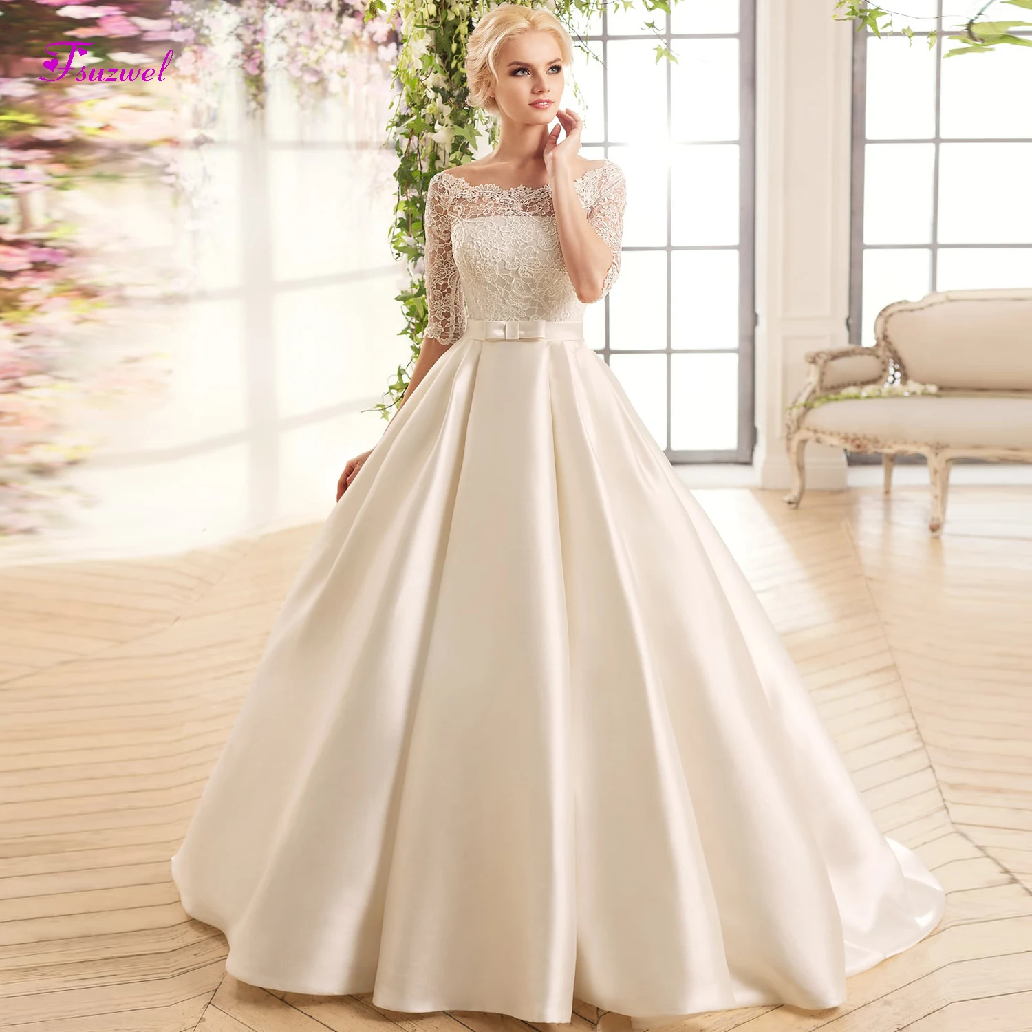 

Fsuzwel New Arrival Scoop Neck Half Sleeve A-Line Wedding Dresses 2020 Luxury Appliques Satin Brush Train Bridal Gown Plus Size