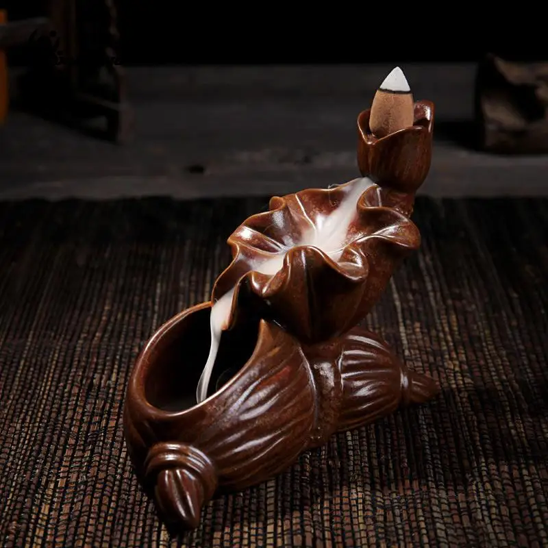 Ceramic Smoke Backflow Tower Incense Burner Conch Shape Lotus Censer