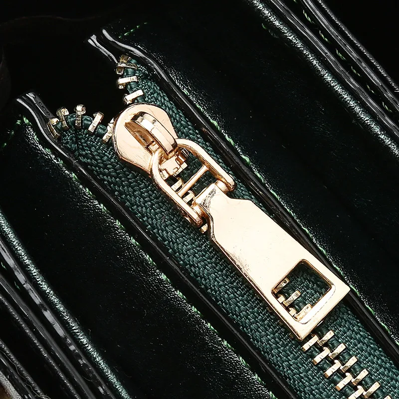 692A6204