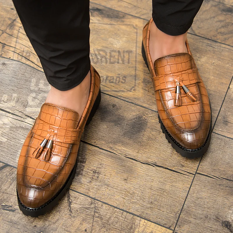 fashion snake skin platform men shoes patent leather luxury brand tassel wedding dress foowear fish brogue oxford shoes for men (12)