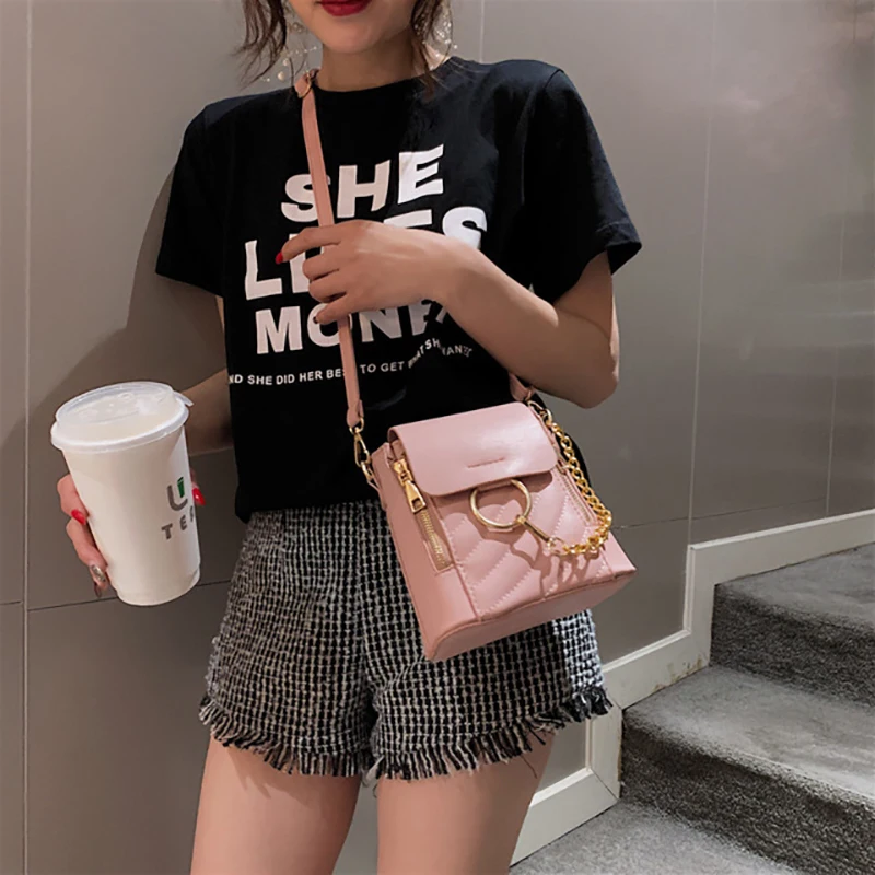 

Solid color ladies PU leather fabric backpack trend outdoor casual wear Korean version of the multi-functional female backpack