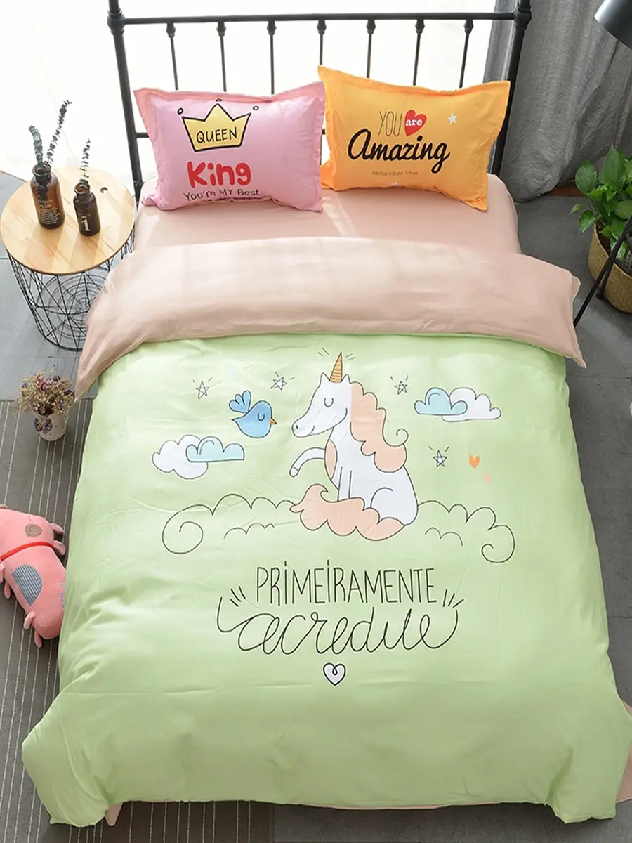 

4 Pcs Bedlinens Set Cartoon Unicorn Pattern Cute Kids Bedding Set
