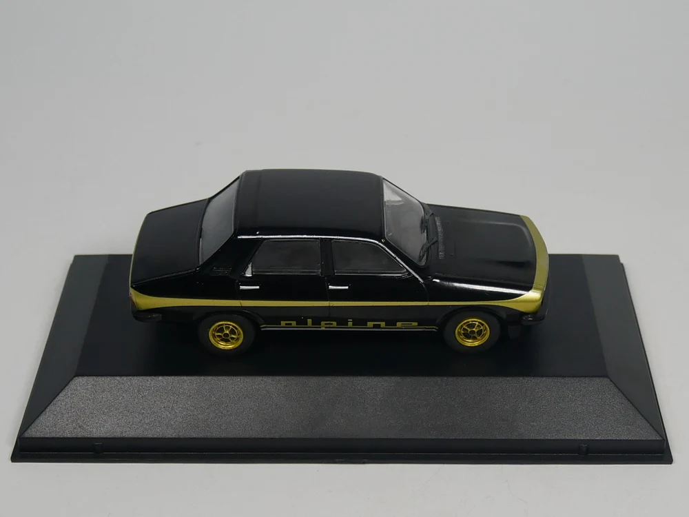 Ixo 1:43 RENAULT 12 ALPINE 1978 литая модель автомобиля