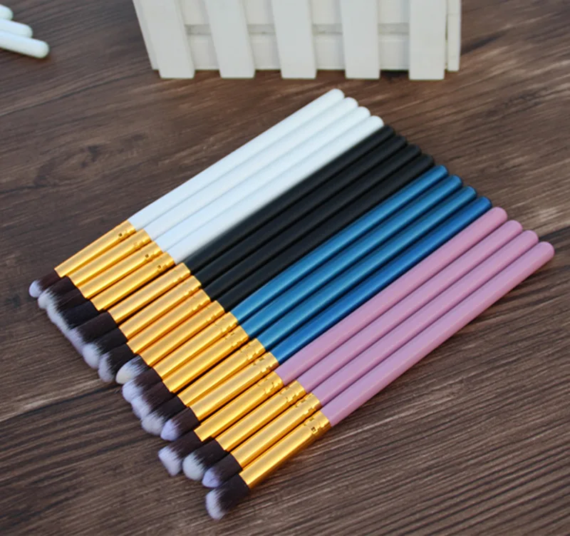 

4Pcs/Set 2019 New Professional Eye Makeup Brushes Set Pink Handle Eyeshadow Powder Makeup Face Blending Brush Beauty Tools