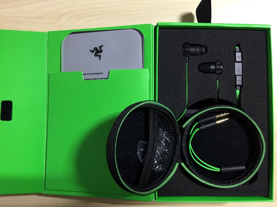In Ear Razer Hammerhead Pro V2 Gaming Headset Pc Laptop Music Earphone With Mic Ebay In Ear Razer Hammerhead Pro V2 Gaming Headset Pc Laptop Music Earphone With Mic Ebay