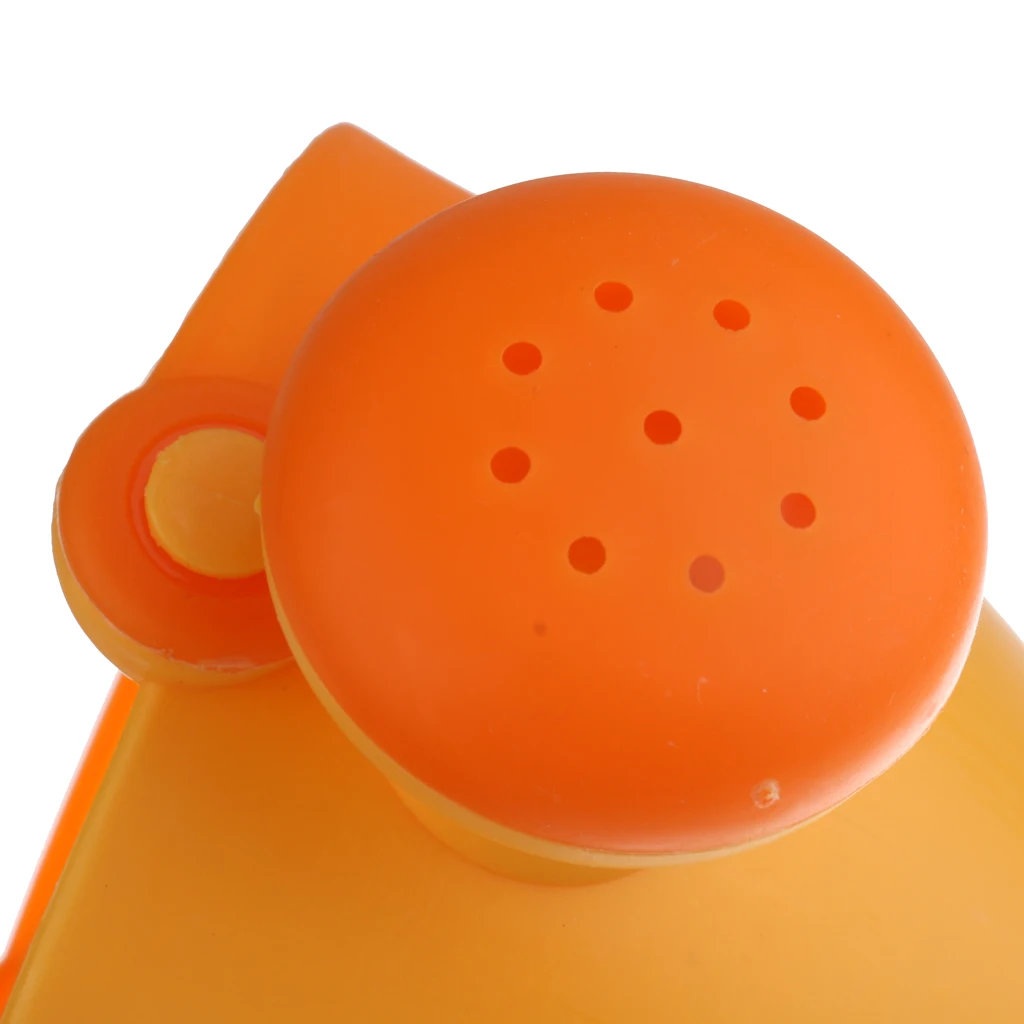 Plastic Beach Sand Toy Watering Can Pot Bucket Kid Garden Tool Bath Water Toy Pretend Play Game Outdoor Toys Random Color