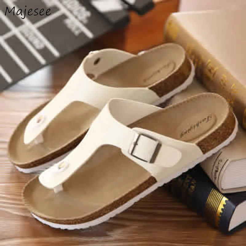 

Men's Slippers Summer All-match Beach Leisure Shoes Men Non-slip Soft Bottom Korean Style Retro Metal Decoration High Quality
