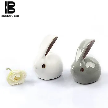 

2PCS BENEWOTER Tea Ceremony Cerative Boutique Tea Accessories Tea Pet Ceramic Porcelain Ice Crackle Kiln Rabbit Tea pet Ornament