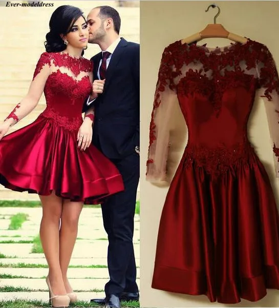 

Long Sleeves Graduation Dresses 2019 Short A-Line Lace Appliques Sheer Button Back Mini Homecoming Dresses Prom Party Gowns