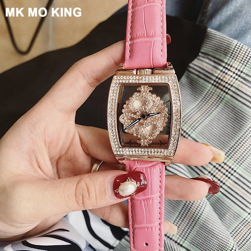 Women Watches Top Brand Luxury Rhinestone Rotating Quartz Women's Clock Hollow Transparent Bracelet Female Clock Relogio reloje Women Watches Top Brand Luxury Rhinestone Rotating Quartz Women's Clock Hollow Transparent Bracelet Female Clock Relogio reloje