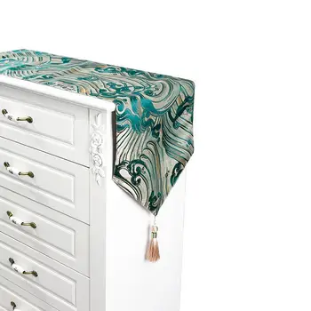 

Modern Style Polyester Green Jacquard Table Runner with Tassels for Home Art Wedding Party Decor Coffee Table Flag Bed Runner