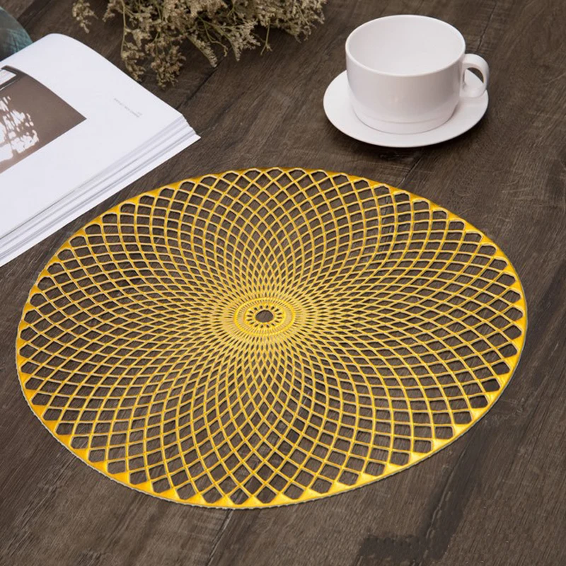 

4pcs/set Placemat For Dining Table PVC Plastic Hollow Insulation Round Baroque Mediterranean Coaster Pads Table Bowl Mats Home