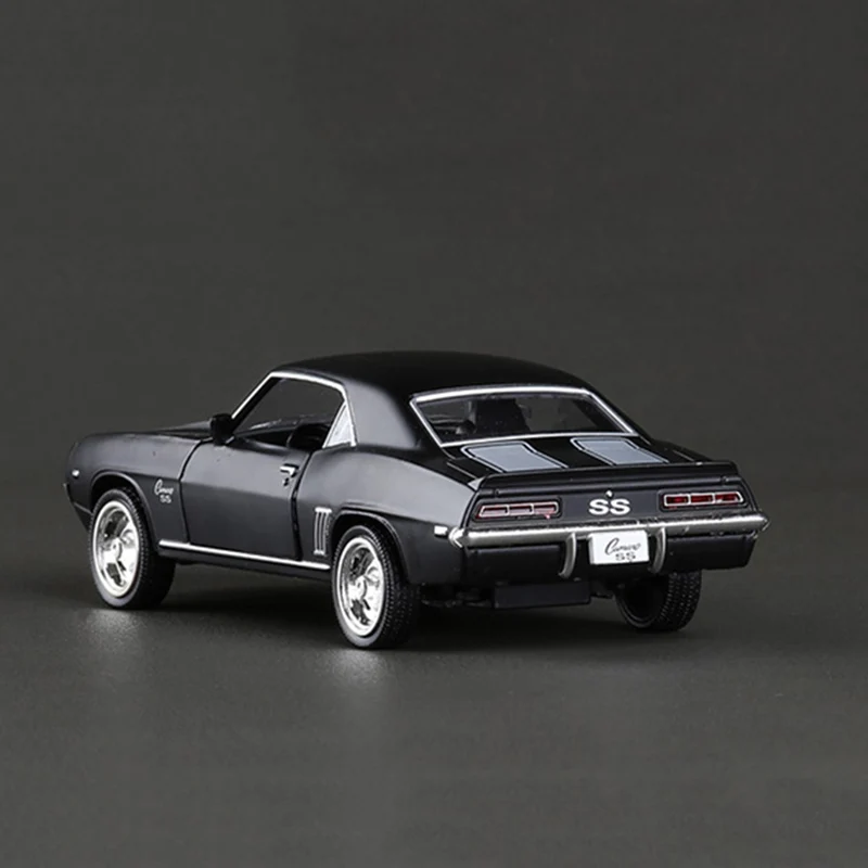 Имитация игрушечного автомобиля Camaro SS 69 в масштабе 1:36 копия мини из сплава