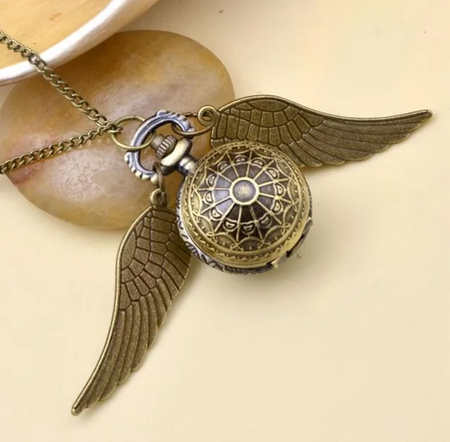 

Harri Potter Cosplay Golden Wings Snitch Toy Fly Thief Necklace Toys Quartz Pocket Watch Necklace Quidditch Balls