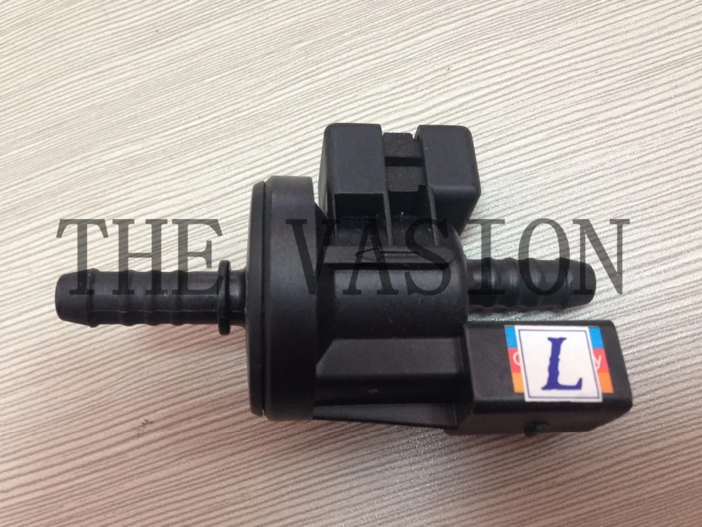 AD VW A1/A3/A4/A5/A6/A8/Q7/TT/R8/BEE/GOLF/GTI/SCIROCCO/POLO/PASSTA/TOUA/LEON 06E 906 517 A PURGE VALVE | Автомобили и мотоциклы