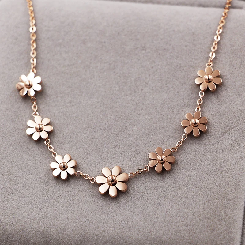 Titanium Steel Brand Jewelry 7 Daisy Anklets For Women Rose Gold Color Fashion Prevent Allergy Summer Jewelry ankle chains fashion accessories