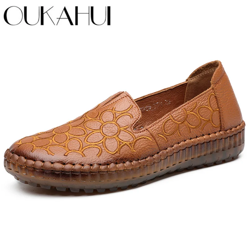 

OUKAHUI Spring Autumn High Quality Flower Embroidery Handmade Genuine Leather Flat Ladies Shoes Slip On Soft Retro Loafers Women