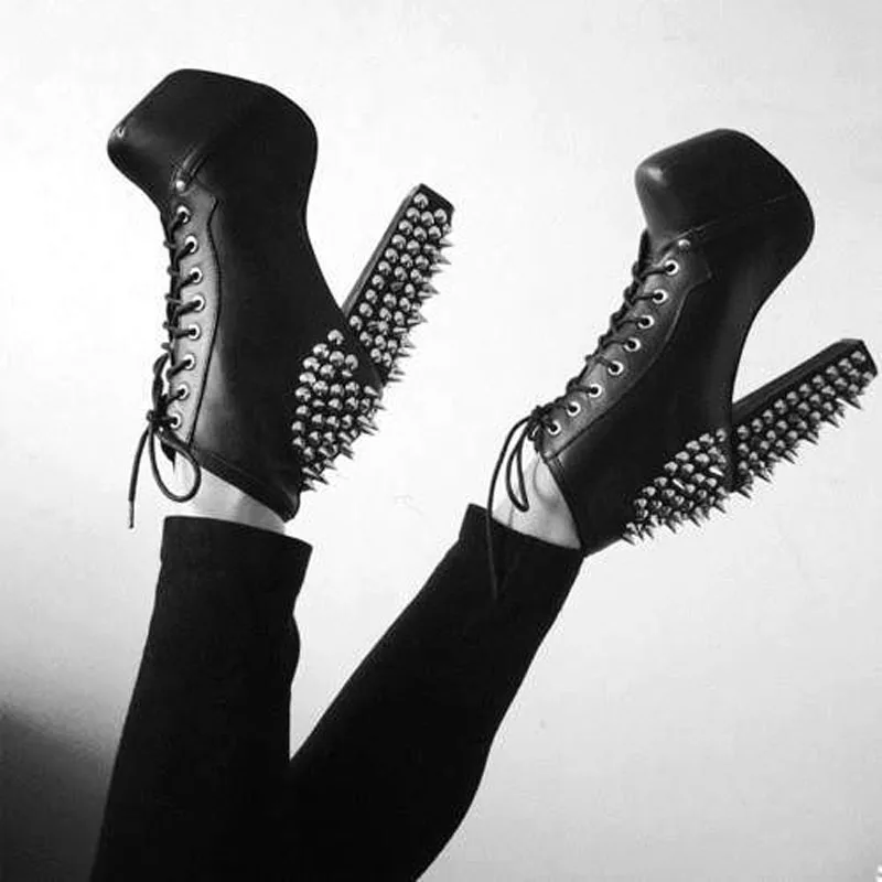 Black-Smooth-Leather-Spikes-Back-Women-Platform-Boots-Lace-Up-Ladies-Chunky-Heel-Ankle-Boots-Spring