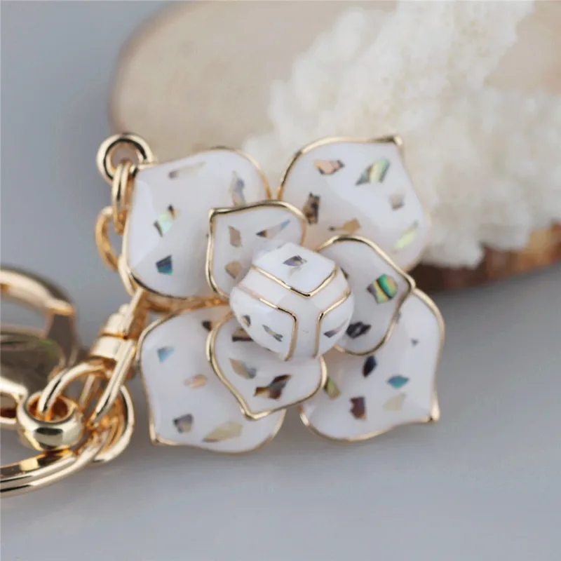 

Crystal Rhinestone Alloy Keychain For Women Handbag Lovely Shell camellia Rhinestone Key Ring Car Key Holder Chaveiro