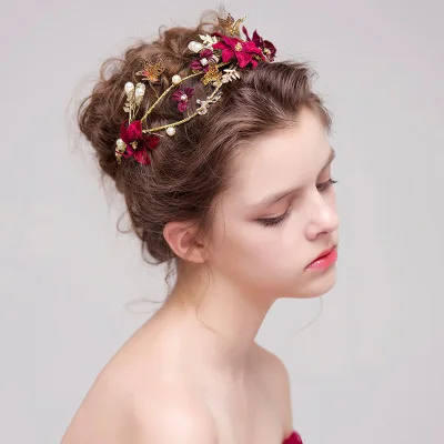 

Red bride's flower head ornaments Wedding gown dress accessories Beautiful bride jewelry