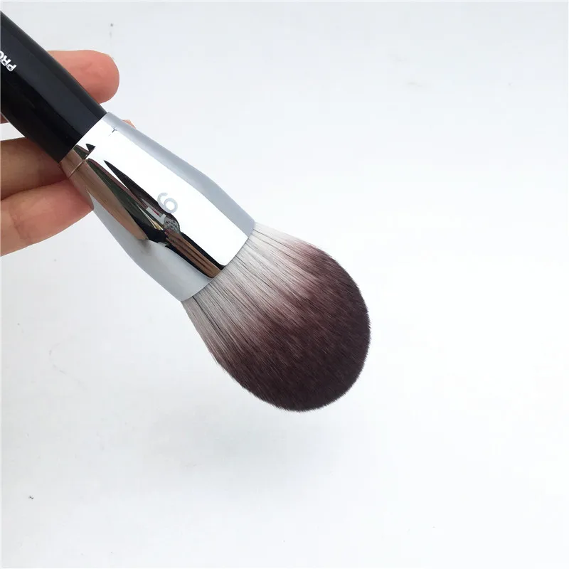 Sephora PRO Featherweight Powder Brush #91 _ 5