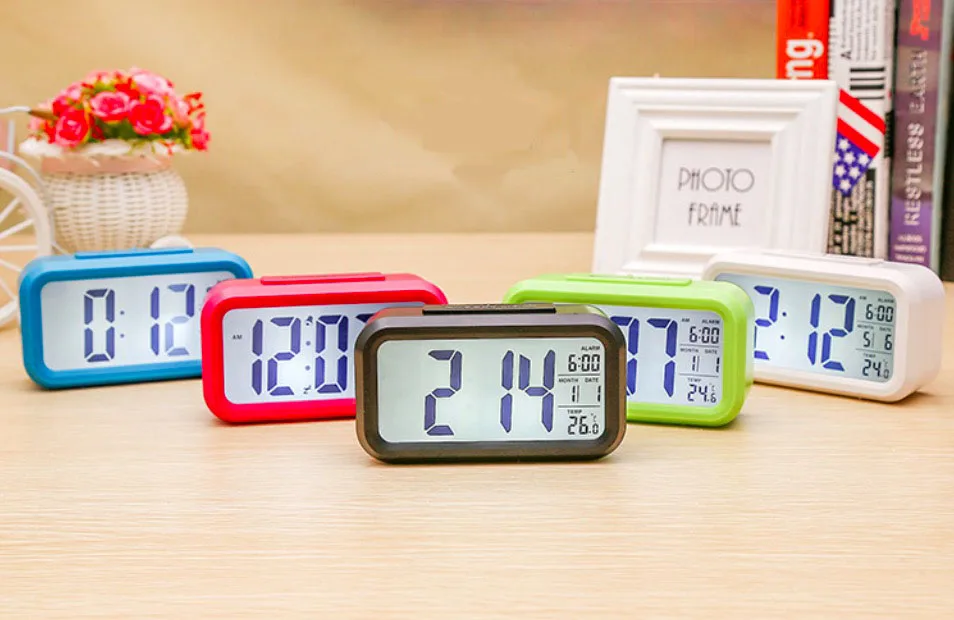 

Digital Alarm Clock Student Clock Large LCD Display Snooze Electronic Kids Clock Light Sensor Nightlight Office Table Clock