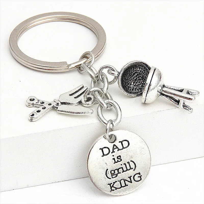 1pc knife And Fork Chair Charms Keychain DAD IS (grill) KING Daddy Family Father's Day Gift Keyring E2185 1pc knife And Fork Chair Charms Keychain DAD IS (grill) KING Daddy Family Father's Day Gift Keyring E2185