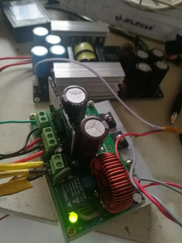 

HIFI class D amplifier 600W4 Europe fever digital power amplifier peak power to resist heroes low frequency overlord