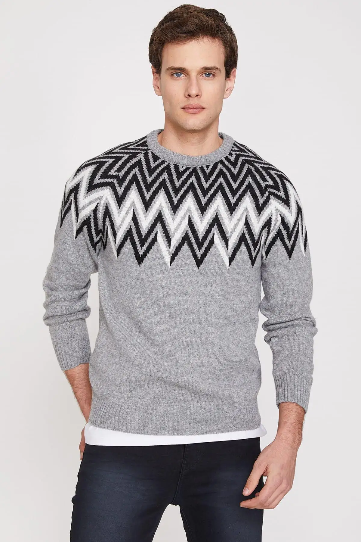 

Koton Male Gray Pattern Sweater 9KAM91396GT