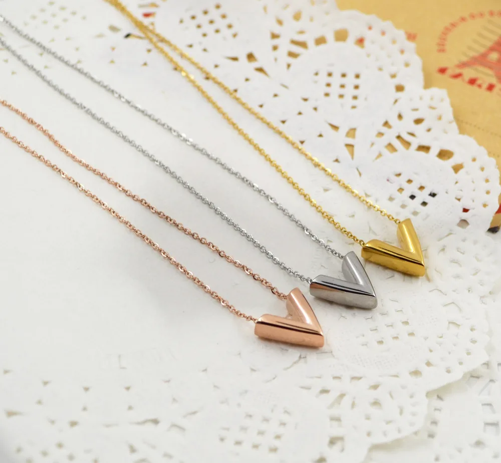 

Bilincolor rose gold stainless steel letter small v pendant simple necklace for women